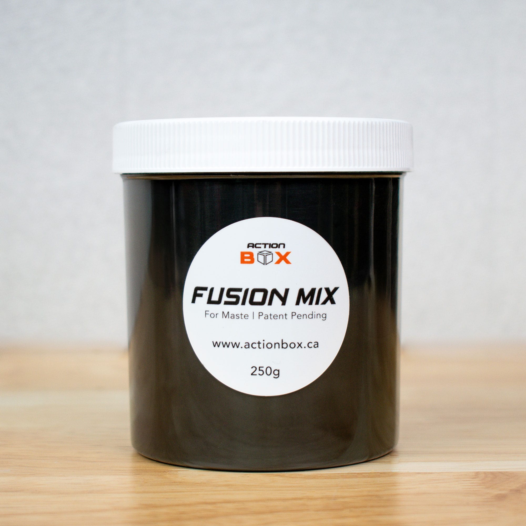 FUSION MIX compatible with INJEKTO M and MASTE. FUSION MIX is used to fuse MASTE into pure metal parts.